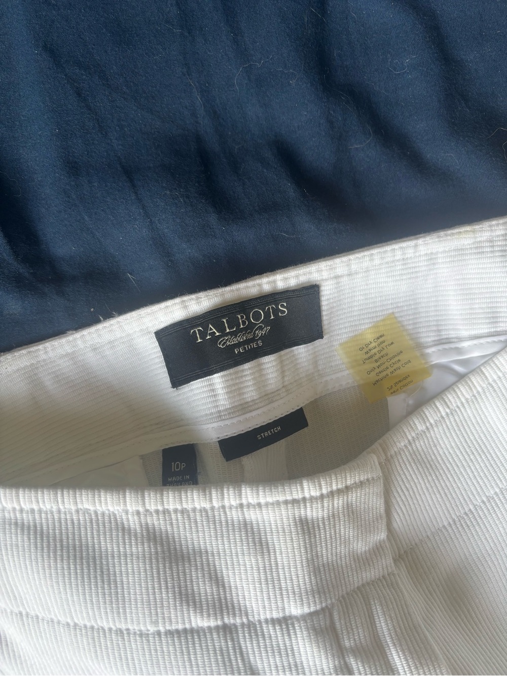 Talbots White Ribbed pants - Picture 3 of 4